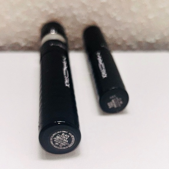 MAC M·A·CSTACK Mascara w/ Superstack Micro Brush in Blk, Full & travel size - Picture 2 of 6